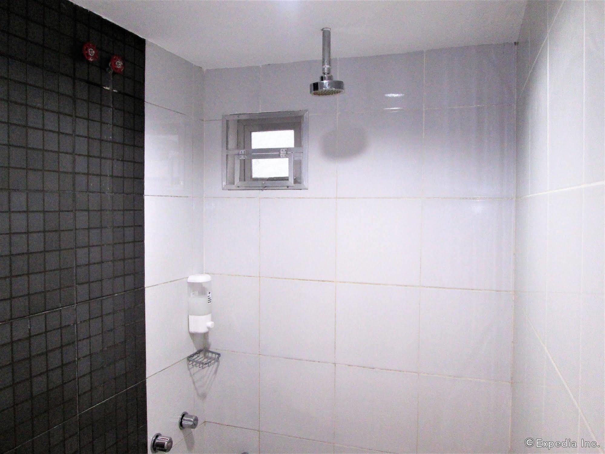 G-Galyx Inn Hotel Cagayan de Oro Zewnętrze zdjęcie