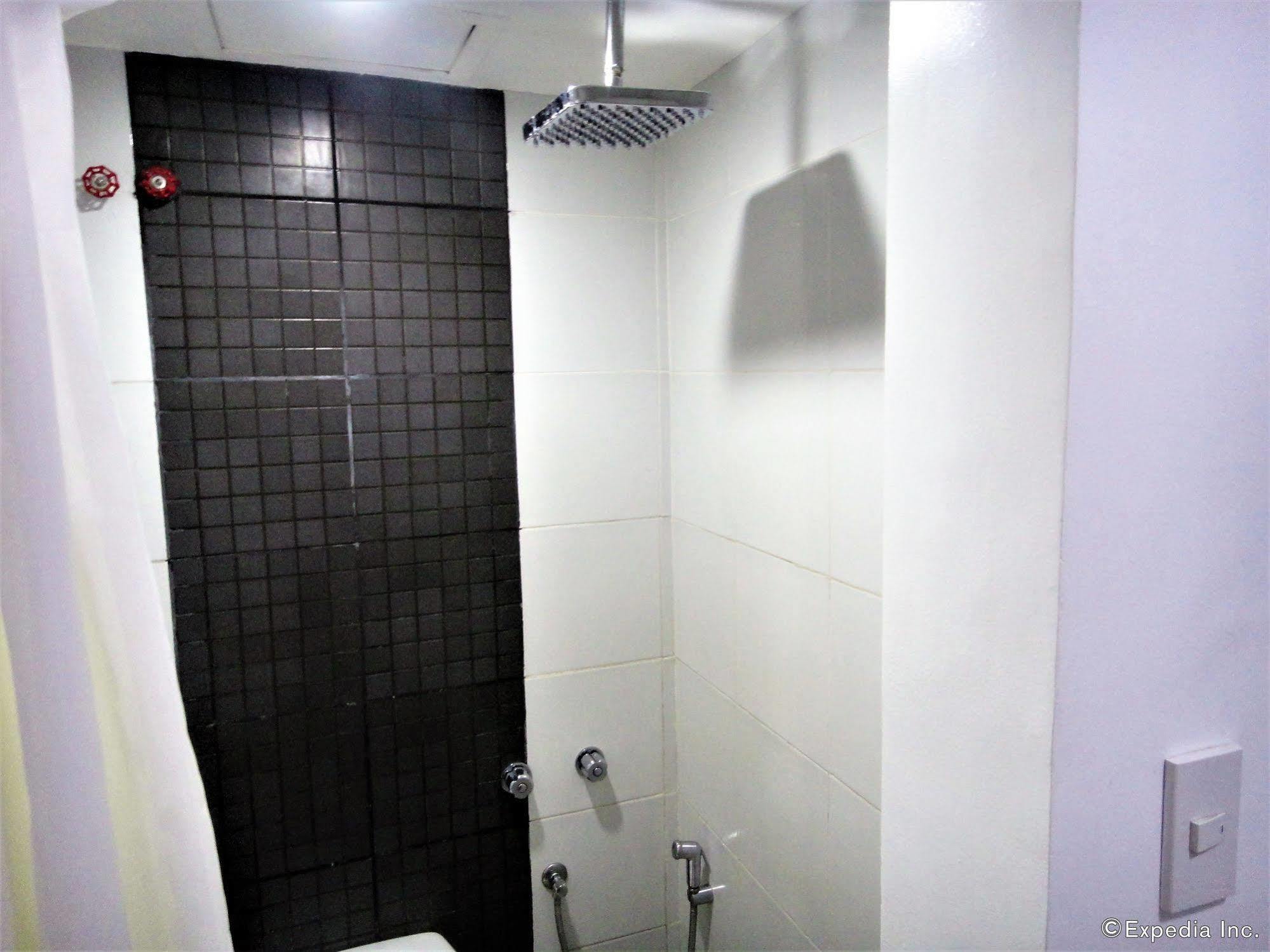 G-Galyx Inn Hotel Cagayan de Oro Zewnętrze zdjęcie